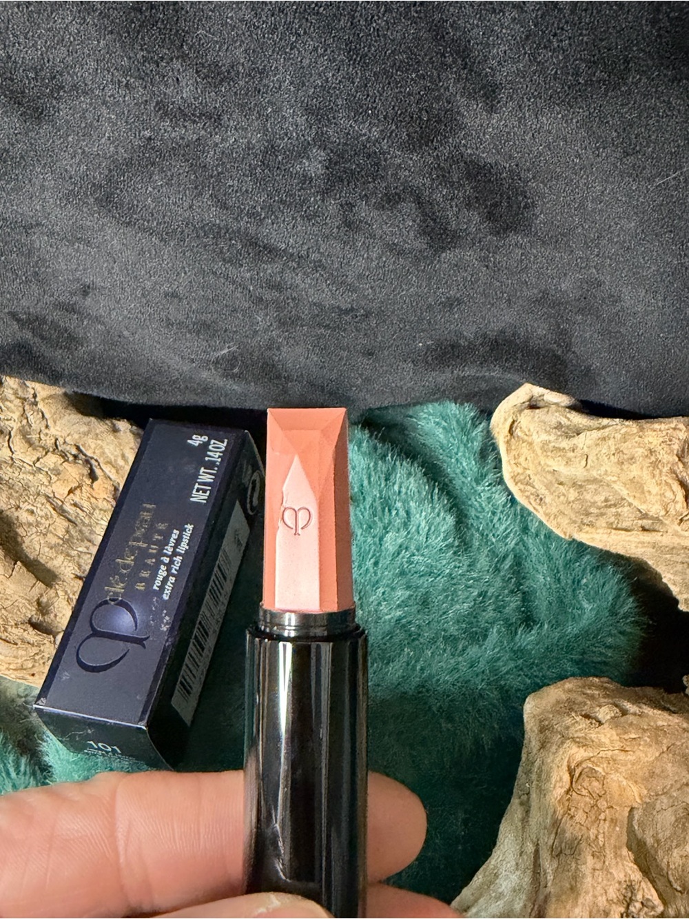 Cle De Peau Beaute Extra Rich Lipstick Refill #101 size 0.14Oz.